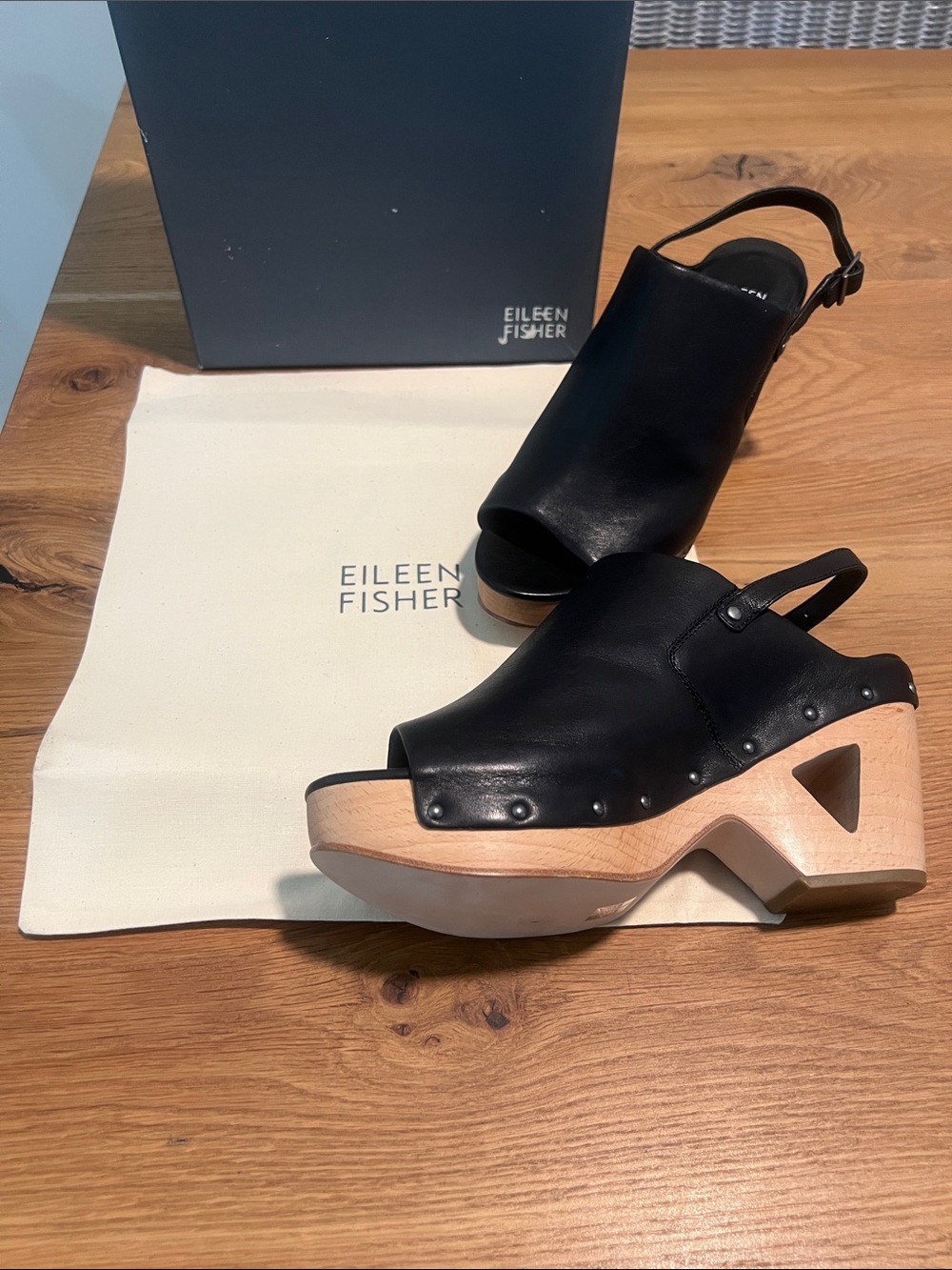 Eileen Fisher Whole Black Tumbled Leather Platform Clog Sandals 8 NIB